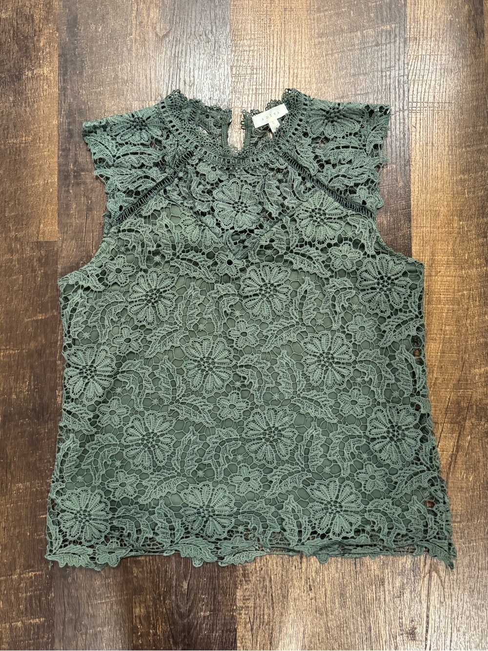Adiva olive green lace sleeveless blouse